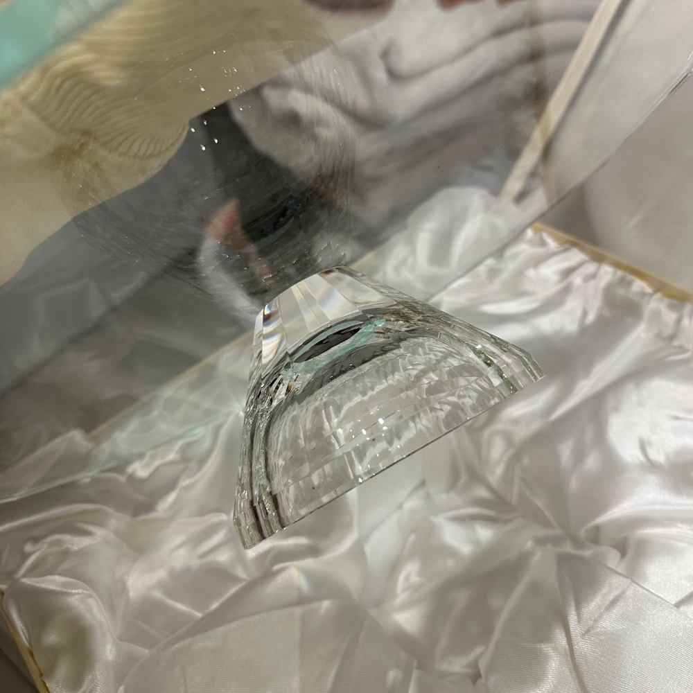 Oleg Cassini glass cake plate - Picture 3 of 4